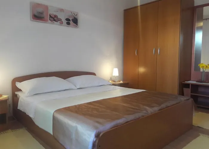 Luce Apartment Pag Town