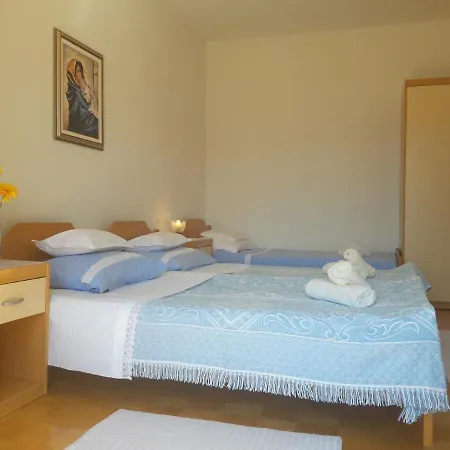 Apartment Luce Pag Town